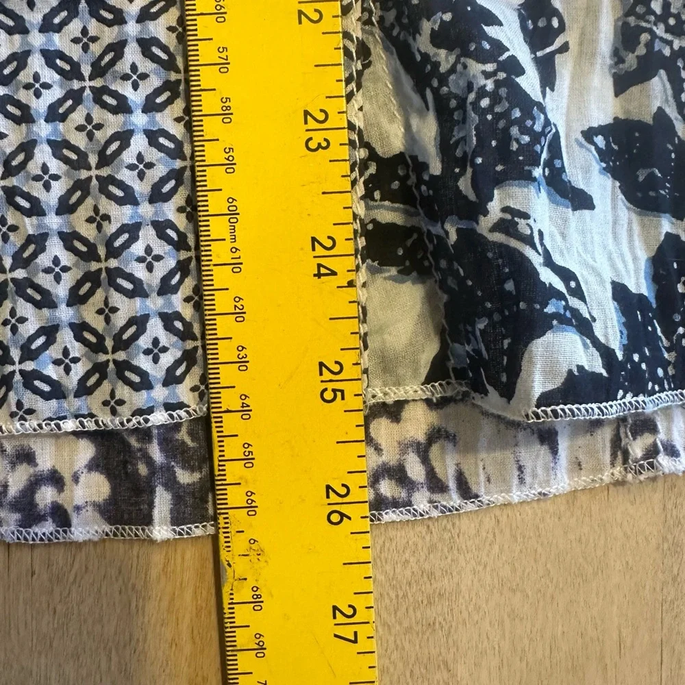 Cino Crinkle Cotton Blue Paisley Floral Batik print Roll Tab Sleeves - Picture 13 of 13